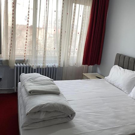 Oez Altinbasak Otel Ankara Exterior foto